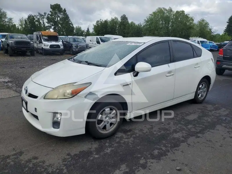 2010 Toyota PRIUS фото