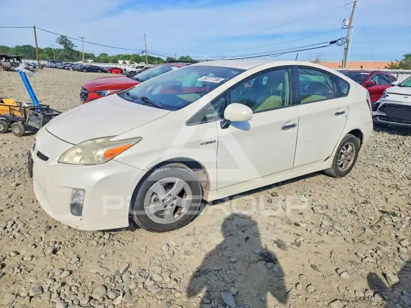 2010 Toyota PRIUS фото