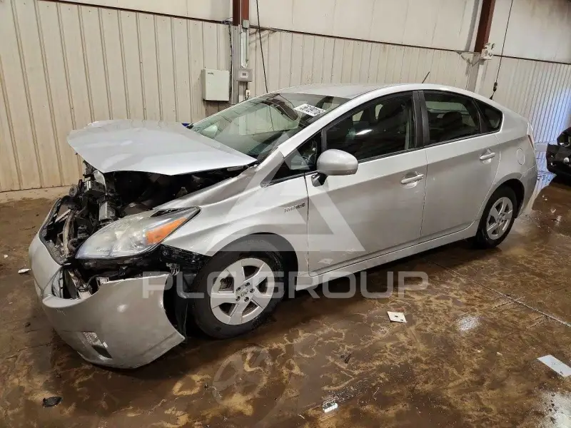 2010 Toyota PRIUS фото