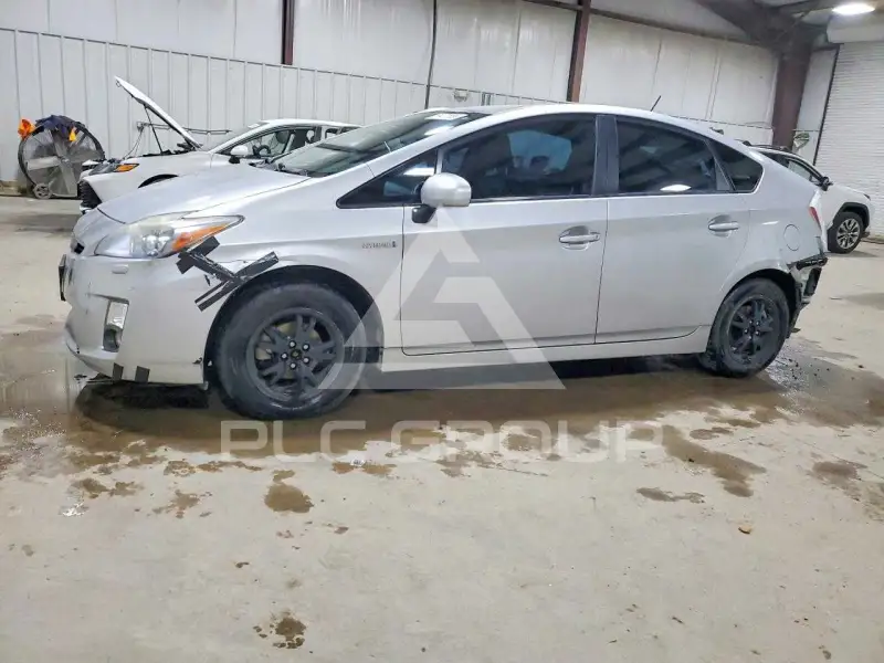 2010 Toyota PRIUS фото