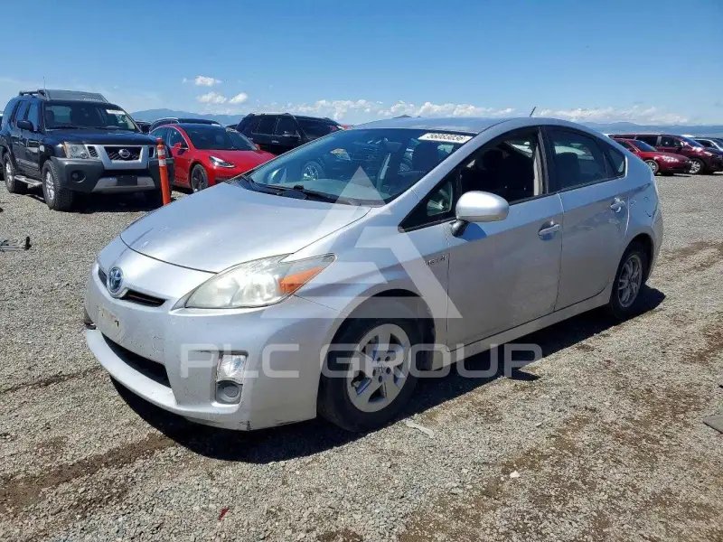 2010 Toyota PRIUS фото