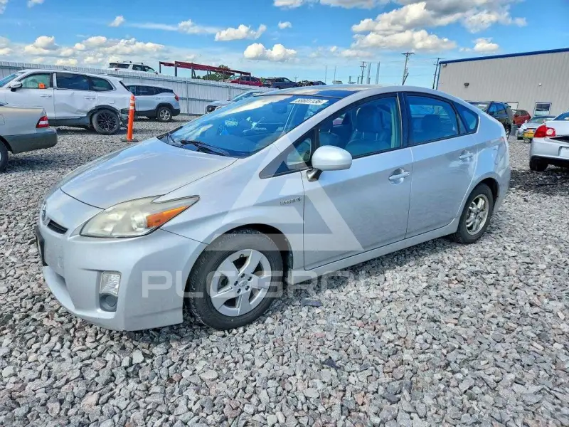 2010 Toyota PRIUS фото