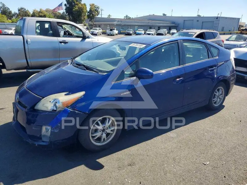 2010 Toyota PRIUS фото