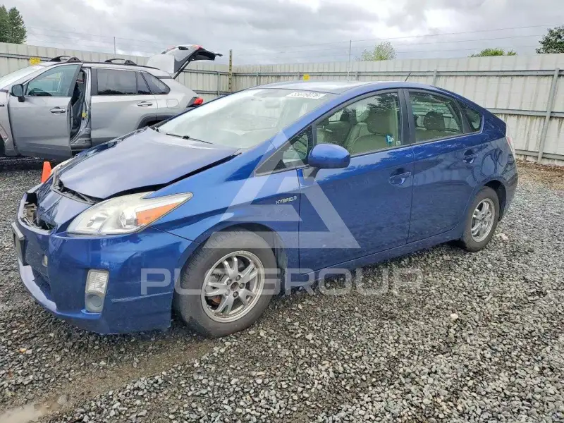 2010 Toyota PRIUS фото