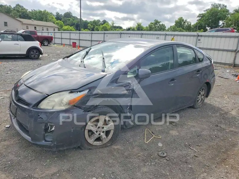 2010 Toyota PRIUS фото