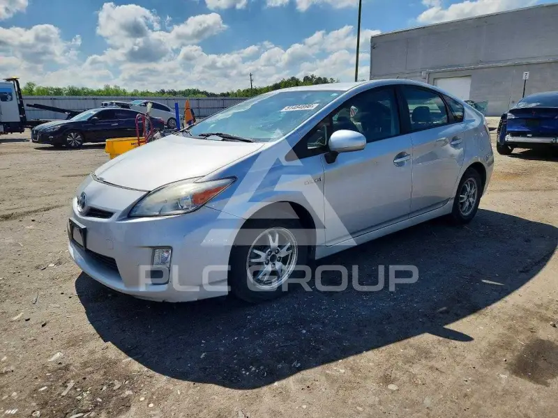 2010 Toyota PRIUS фото