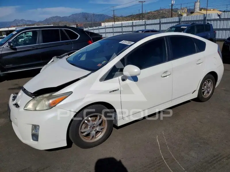 2010 Toyota PRIUS фото