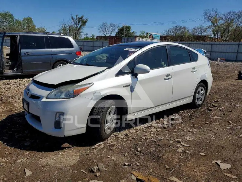 2010 Toyota PRIUS фото