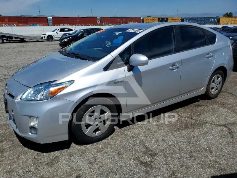 2010 Toyota PRIUS фото