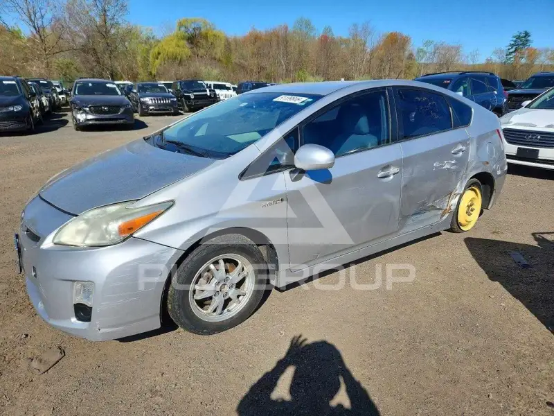 2010 Toyota PRIUS фото