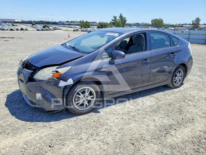2010 Toyota PRIUS фото