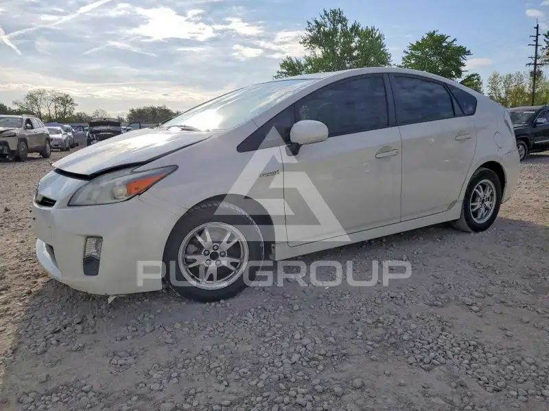 2010 Toyota PRIUS фото