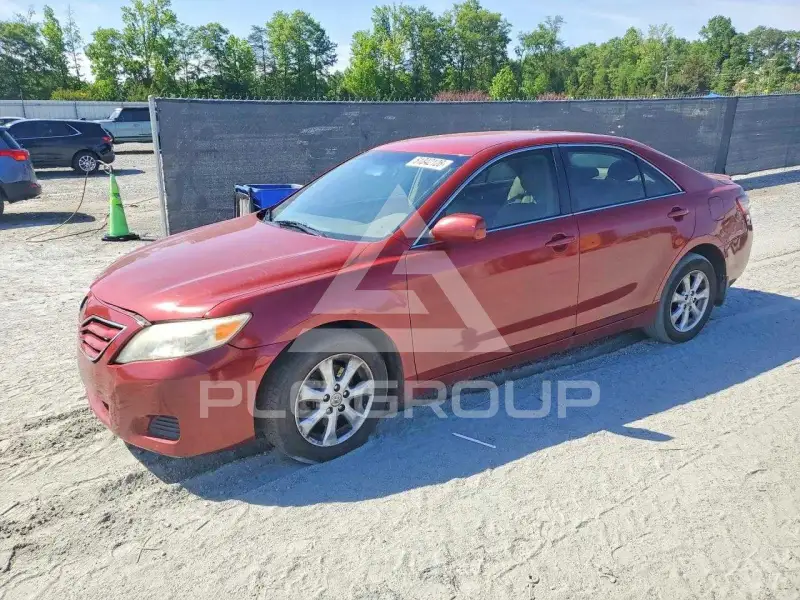 2010 Toyota CAMRY фото