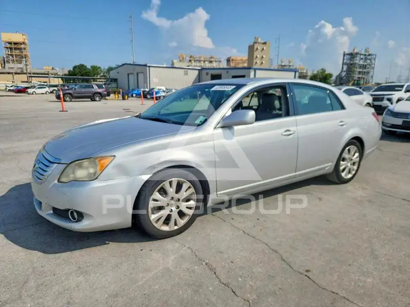2010 Toyota AVALON photo