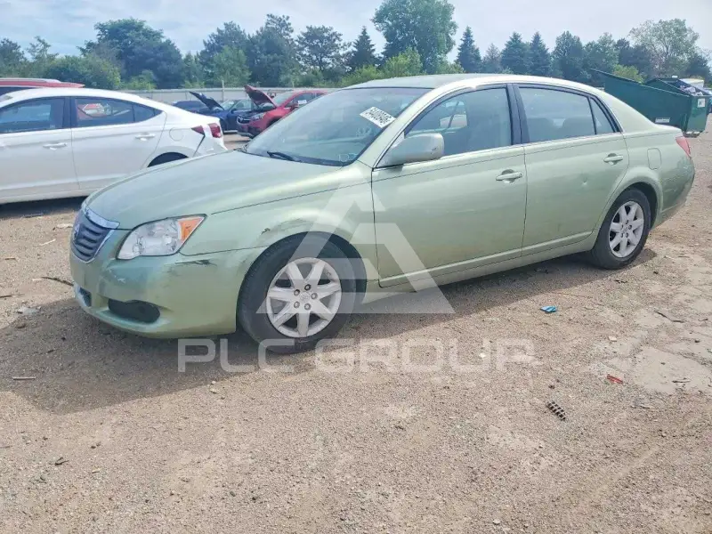 2010 Toyota AVALON photo