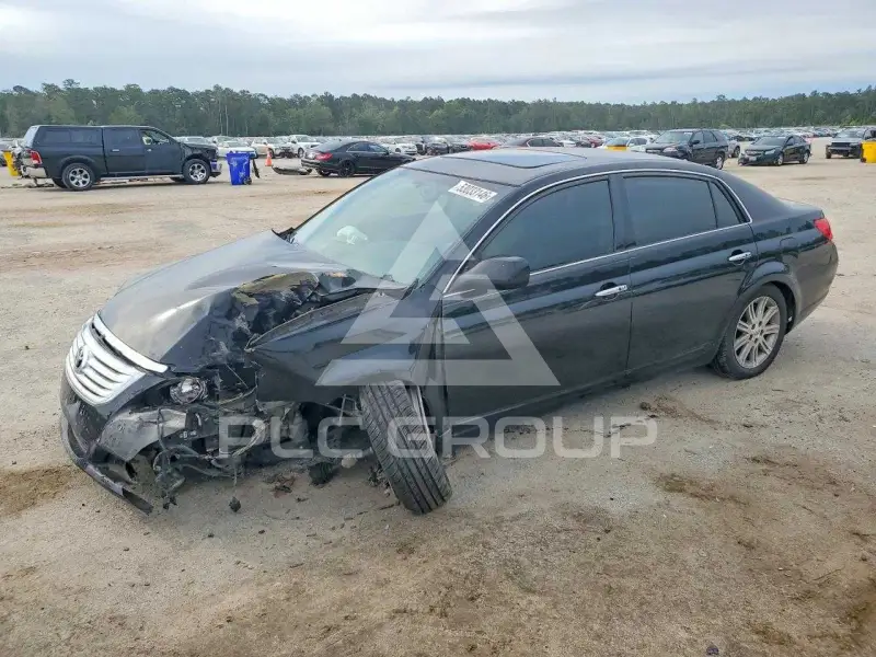 2010 Toyota AVALON photo