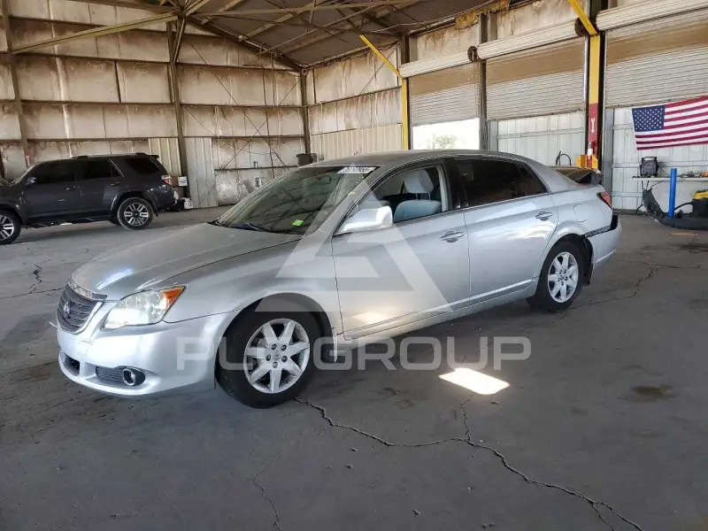 2010 Toyota AVALON фото