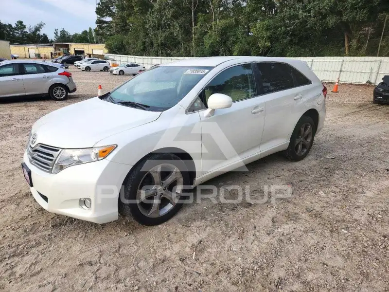 2010 Toyota VENZA photo