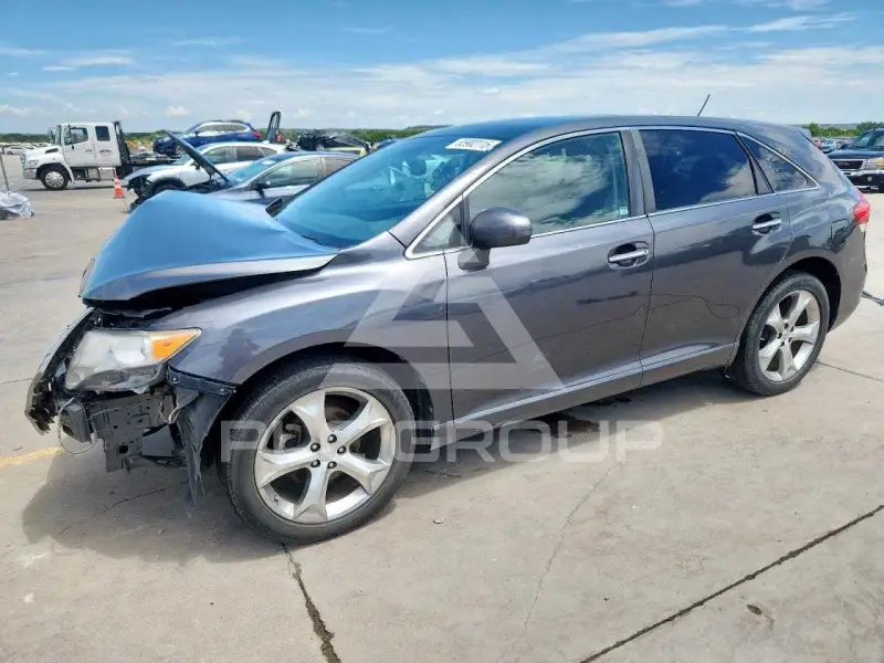 2010 Toyota VENZA photo
