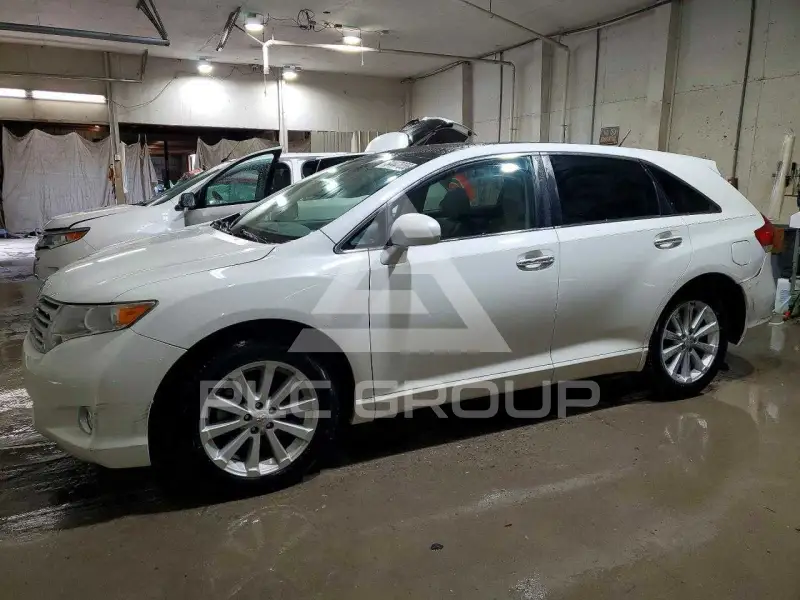 2010 Toyota VENZA фото