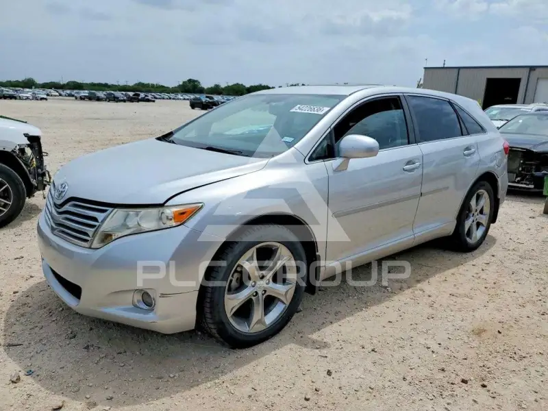 2010 Toyota VENZA photo