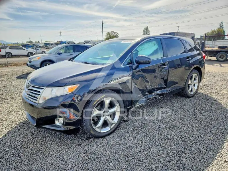 2010 Toyota VENZA photo