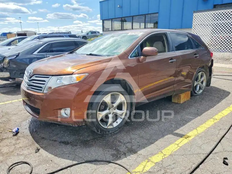 2010 Toyota VENZA photo