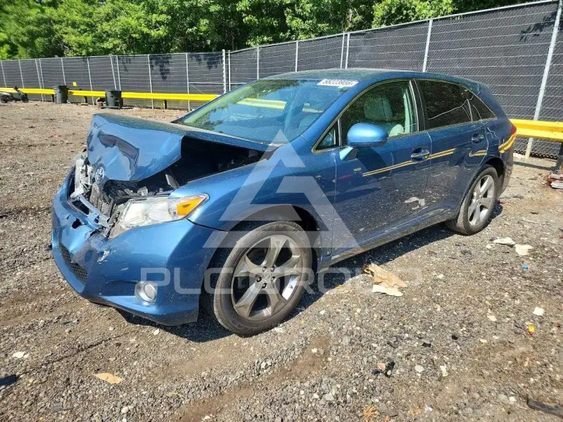2010 Toyota VENZA фото
