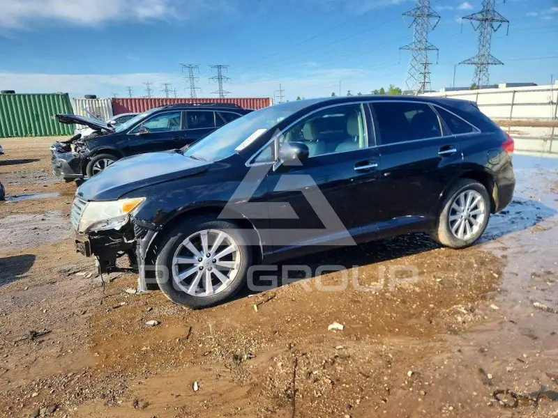 2010 Toyota VENZA photo