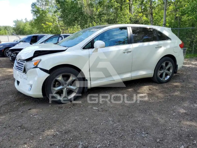 2010 Toyota VENZA photo