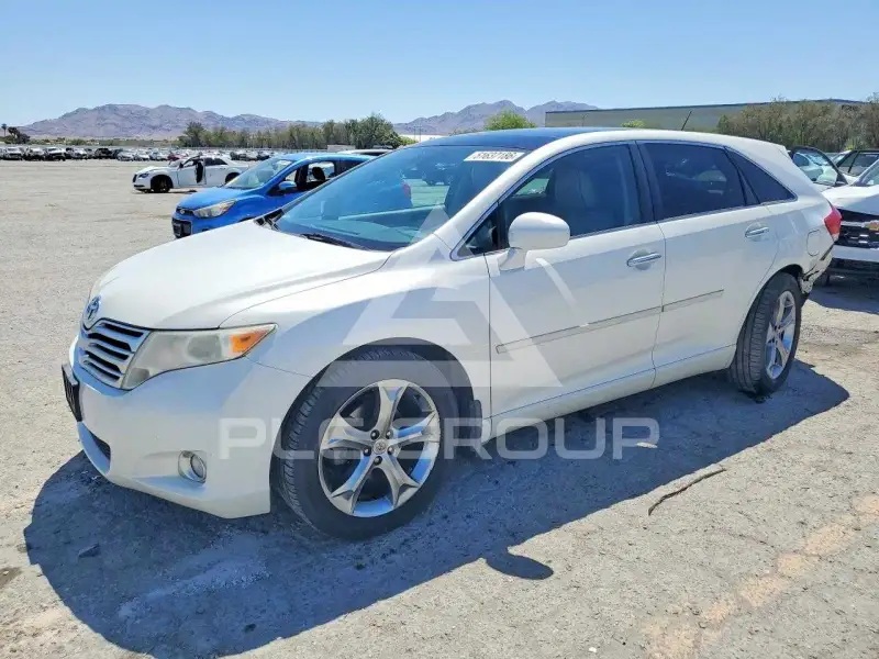 2010 Toyota VENZA photo