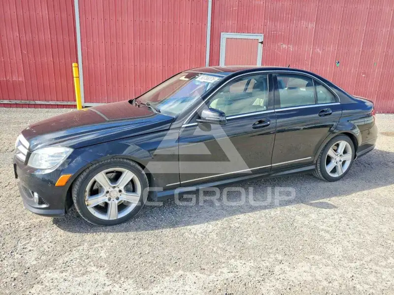 2010 Mercedes Benz C-Class photo