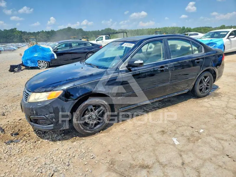 2010 KIA Optima photo