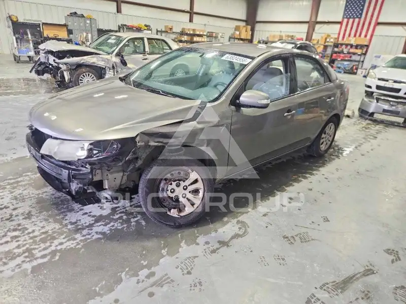 2010 KIA Forte фото