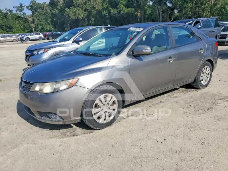 2010 KIA Forte фото