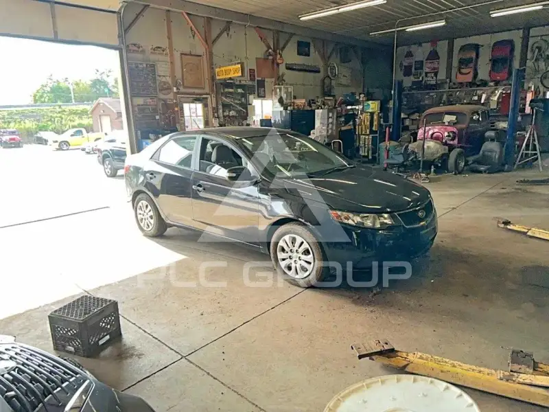 2010 KIA Forte фото