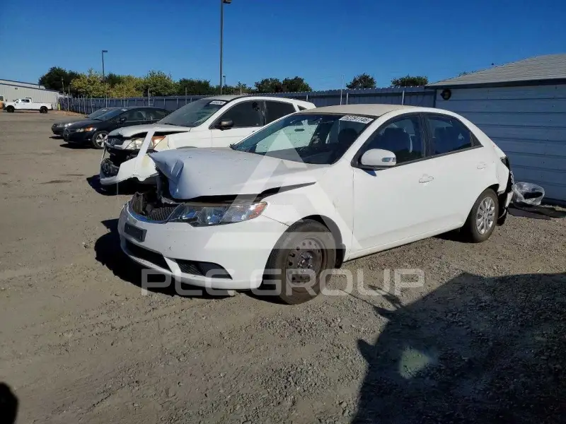 2010 KIA Forte фото