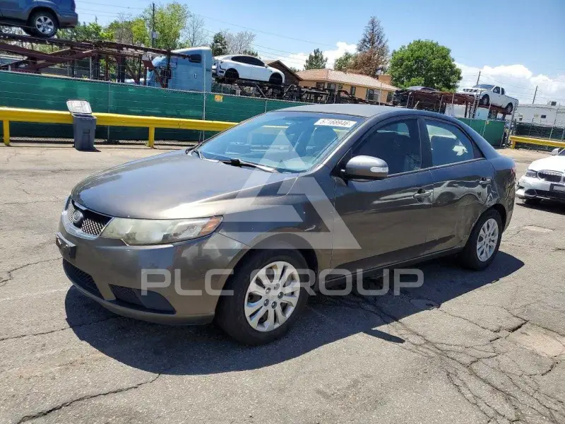 2010 KIA Forte фото
