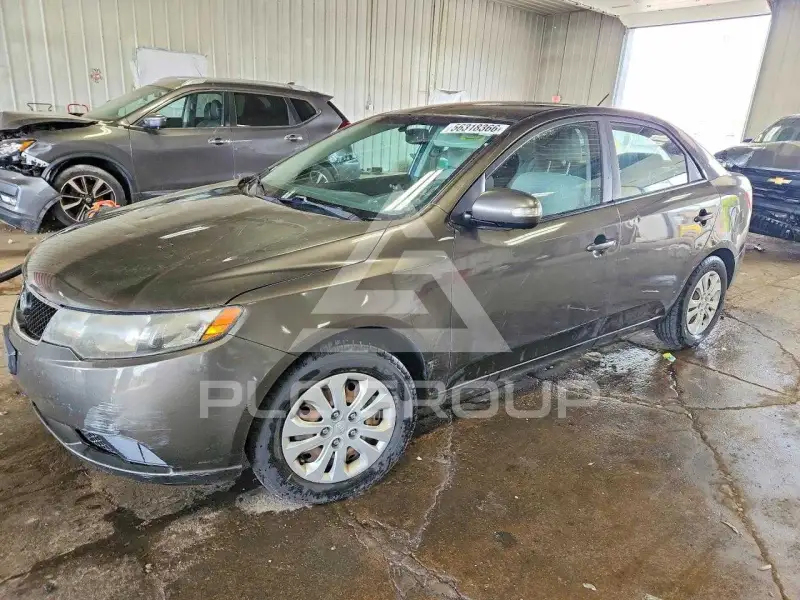 2010 KIA Forte фото