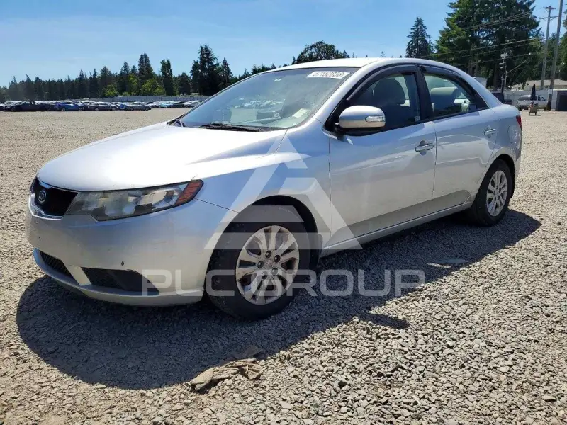 2010 KIA Forte фото