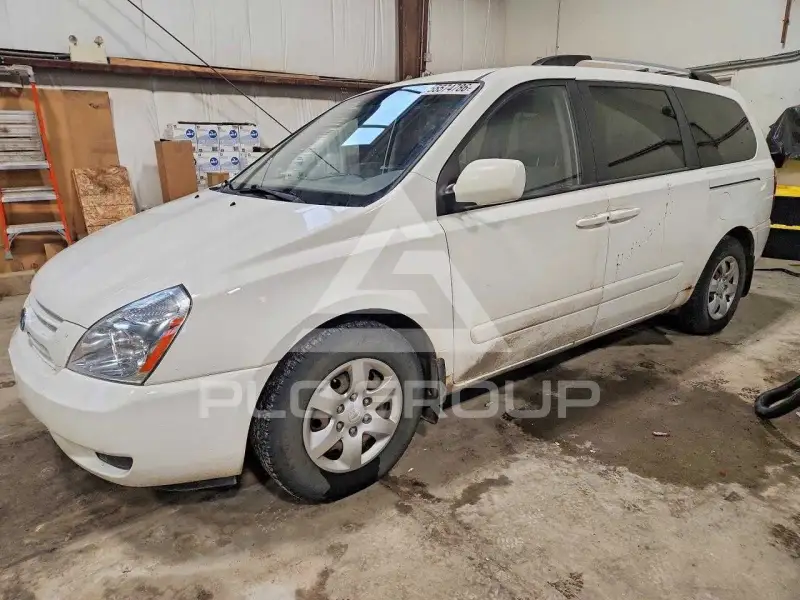 2010 KIA Sedona фото