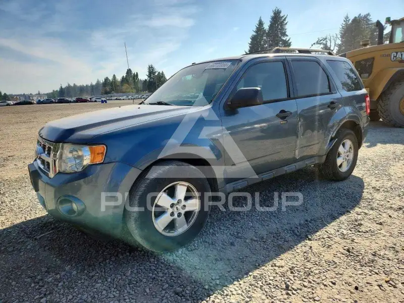 2010 Ford ESCAPE photo