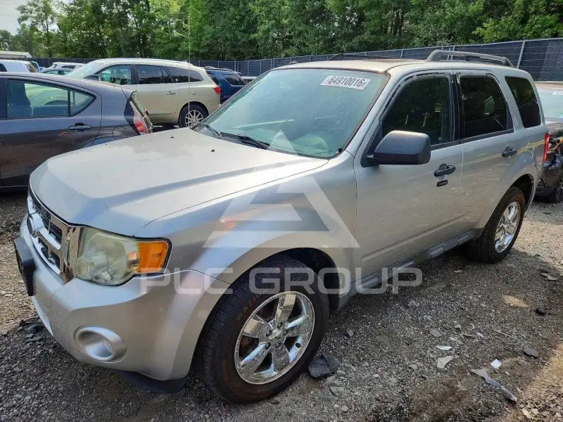2010 Ford ESCAPE фото