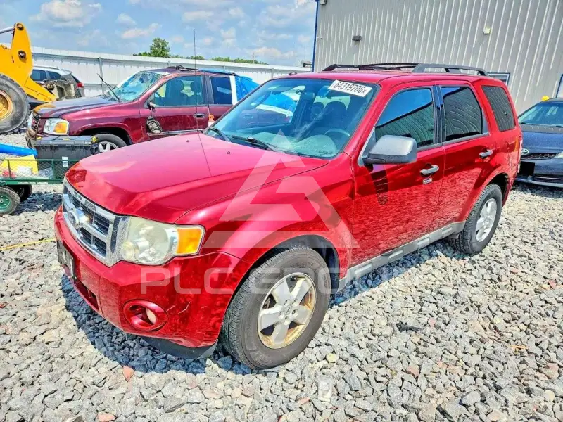 2010 Ford ESCAPE photo