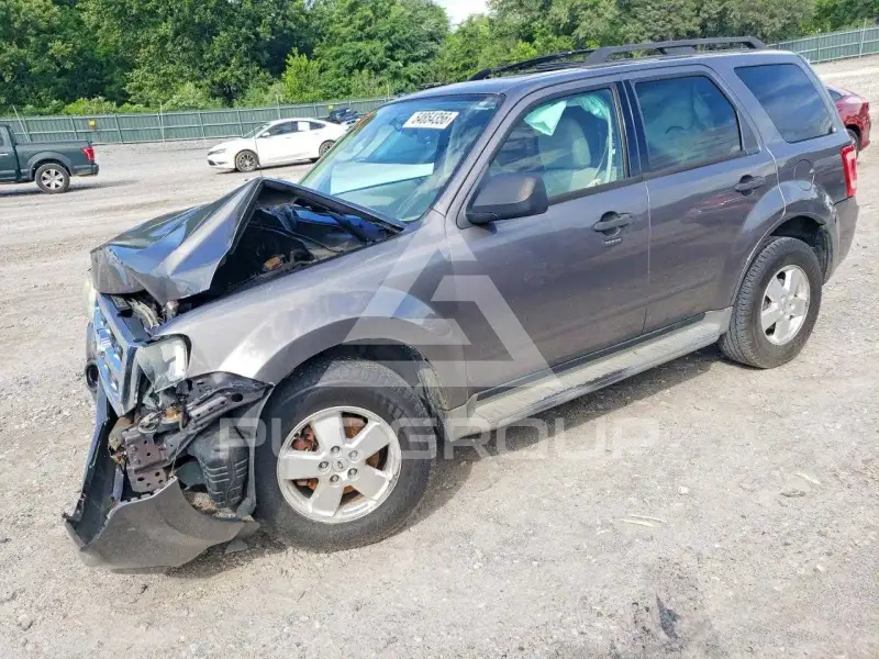 2010 Ford ESCAPE photo