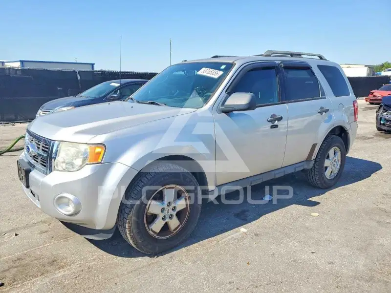2010 Ford ESCAPE фото