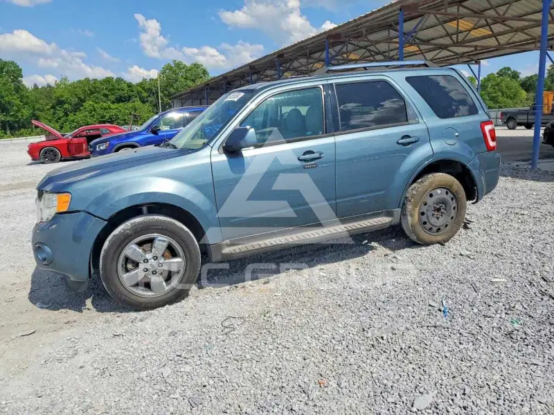 2010 Ford ESCAPE photo