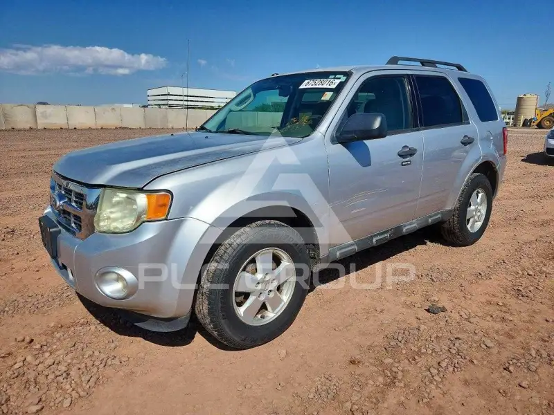 2010 Ford ESCAPE photo