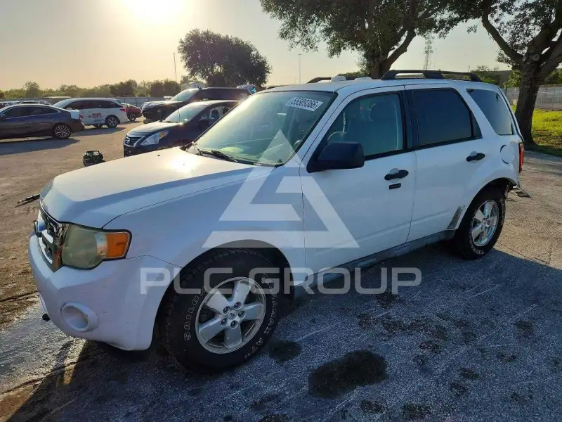2010 Ford ESCAPE photo