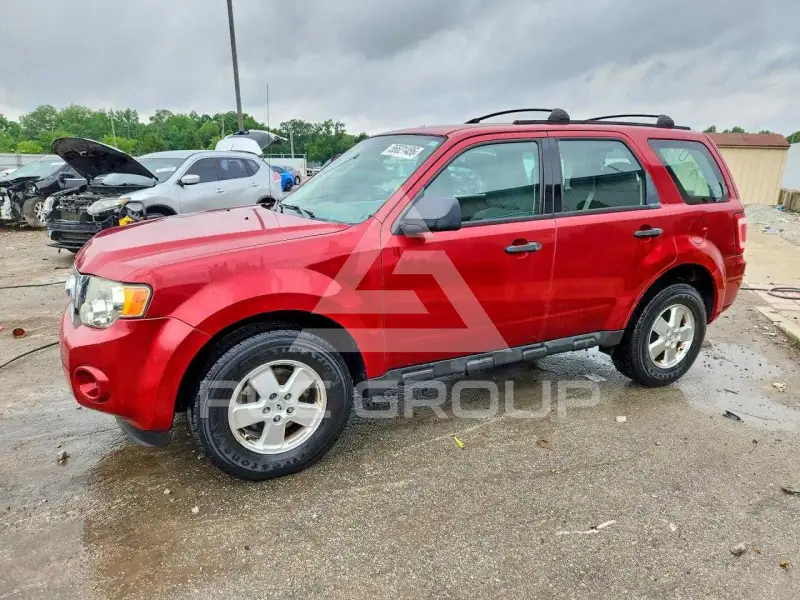 2010 Ford ESCAPE photo
